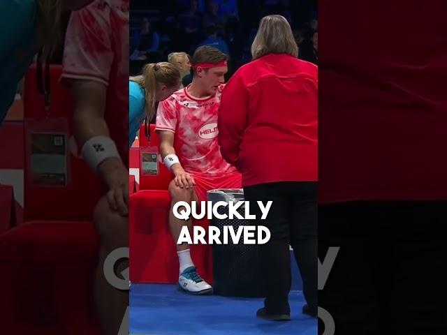 Viktor Axelsen Vomits Mid-Match at Denmark Open 2024! #denmarkopen2024 #recovery