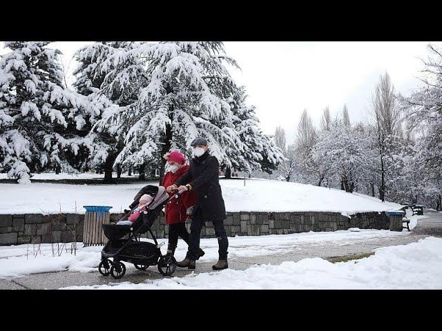 Необычная весна: в Стамбуле и Анкаре выпал снег