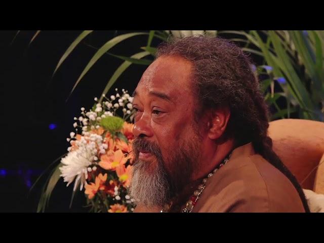 An Invitation to the Timeless Reality, a Guided Meditation with Mooji (English and Spanish)