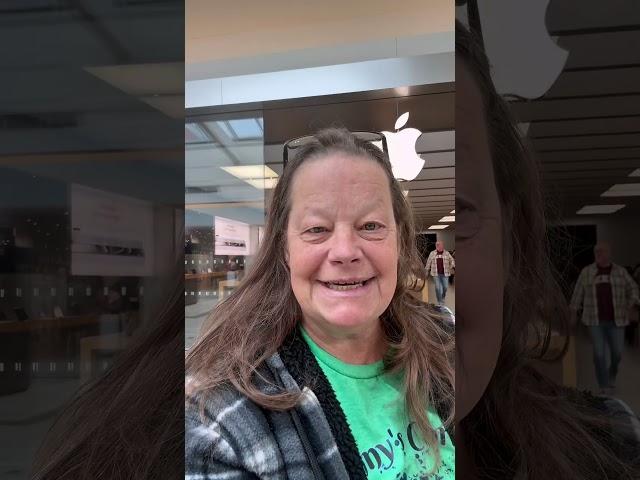 The Apple Store Rocks #citygirlgonecountry