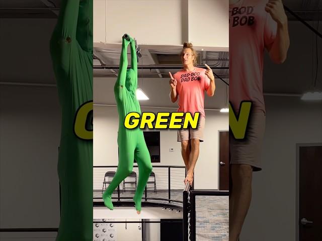 HOW MANY GREEN SCREEN PEOPLE CAN HOLD MY WEIGHT? 