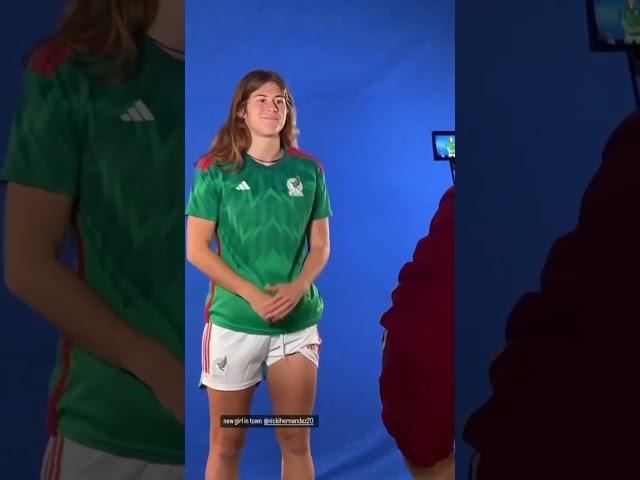 Nicki Hernández disfrutando su llamo a la selección mexicana #shorts #seleccionmexicana #aguilas