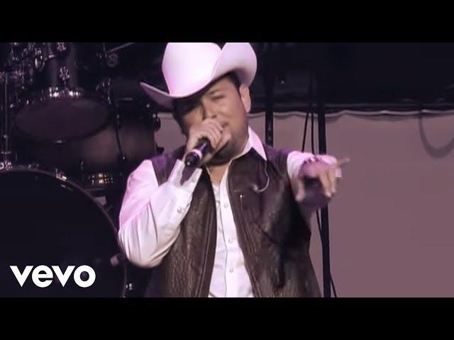 Roberto Tapia - Ivan El Chapito (En Vivo Nokia Theater Los Angeles 2010)