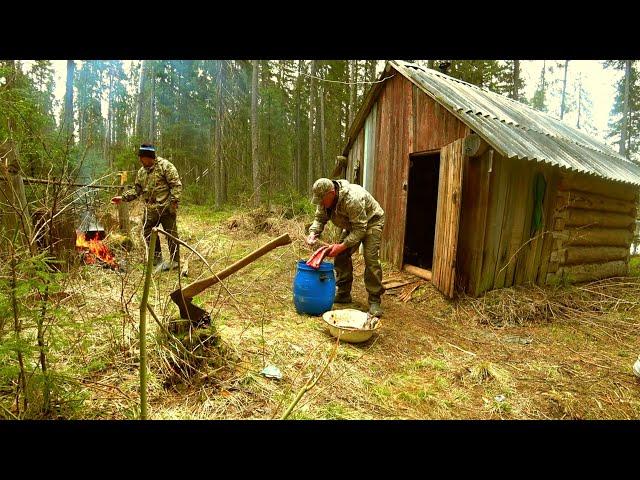 Живём Неделю с Батей в Тайге.Рыбачим в Новых Местах.В Этом Озере Полно Рыбы!