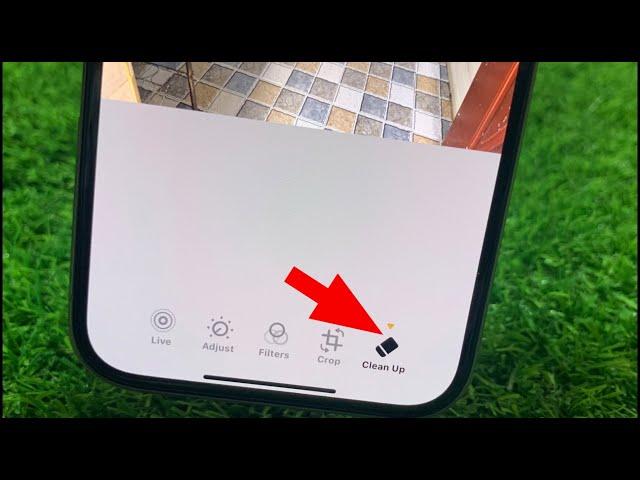 How to Use Photo Clean Up Feature in iPhone | How to Remove Objects in Photos iPhone