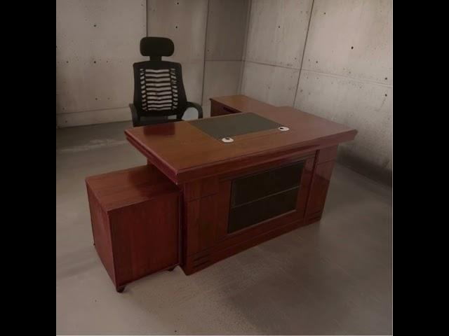 Stylish & Functional Office Desks for Your Workspace