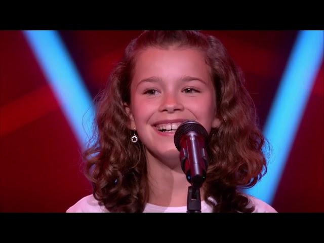 Roos - Fight Song (The Voice Kids 2020 The Blind Auditions)