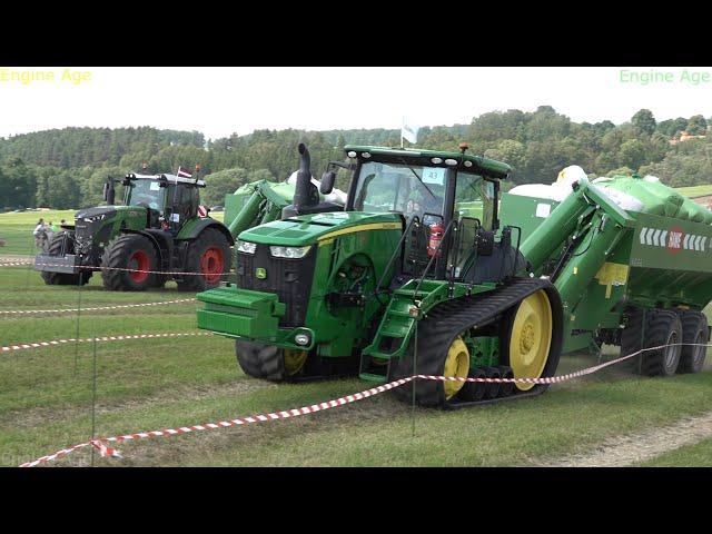 John Deere 8370 RT vs FENDT 933, Big Tractors ,Tracks vs Wheels, Tractor show 2022