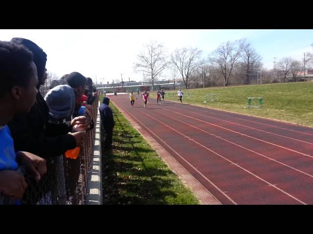 Jaquan moore 100meters race