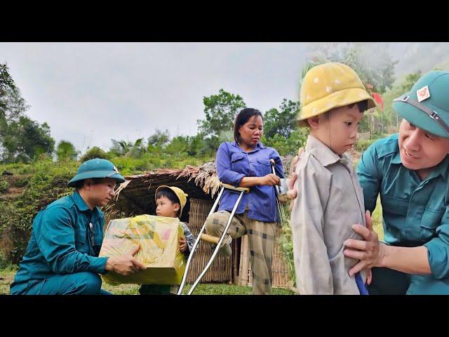 Full Video: Elephant Boy's Difficult Life and the Help of Kind Policemen
