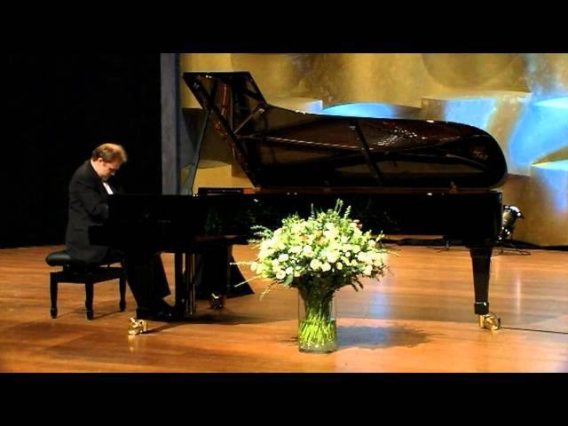 Alexey Chernov  Scriabin 3 Etudes, op. 65