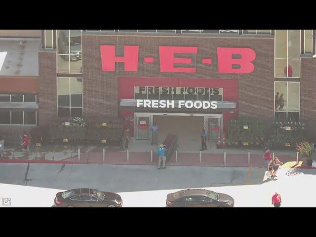 New H-E-B store opens in North Texas