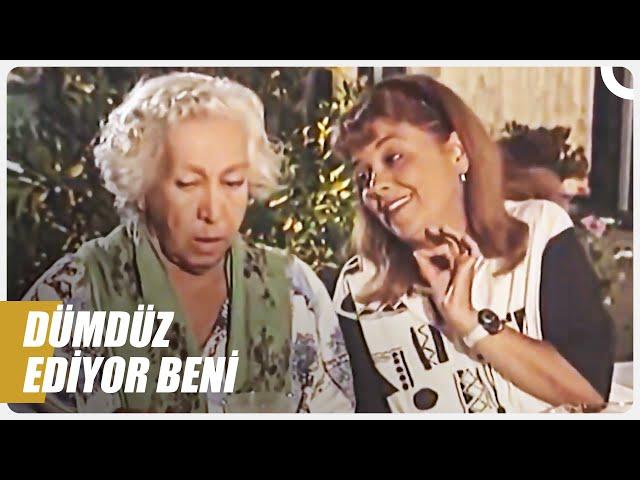 Nesrin, Bekir'in Yatak Performansından Çok Memnun | Yazlıkçılar Özel Sahneler