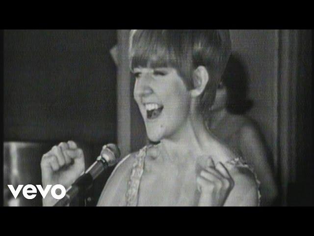 Cilla Black - You're My World (Live)