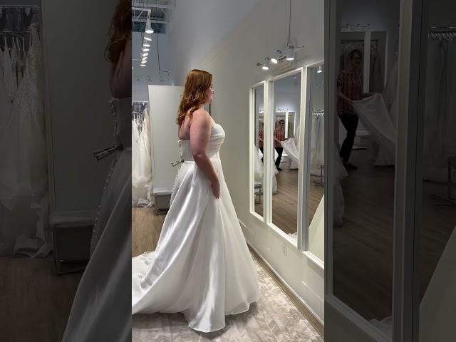 TRYING ON WEDDING DRESSES!! ‍️