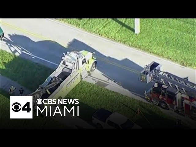 Woman dies after car plunges into Cooper City canal