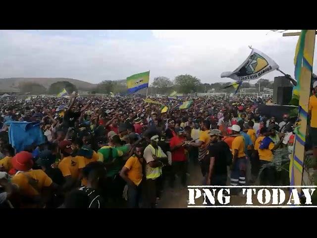 Elbig Raingz Live- Acting Papua Kekeni (Tasol Stronpela Morobe) | Morobe Day 2018 | Crowds Go Crazy