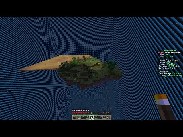 skyblock Voidrealms EP 1 - making machines from scratch!