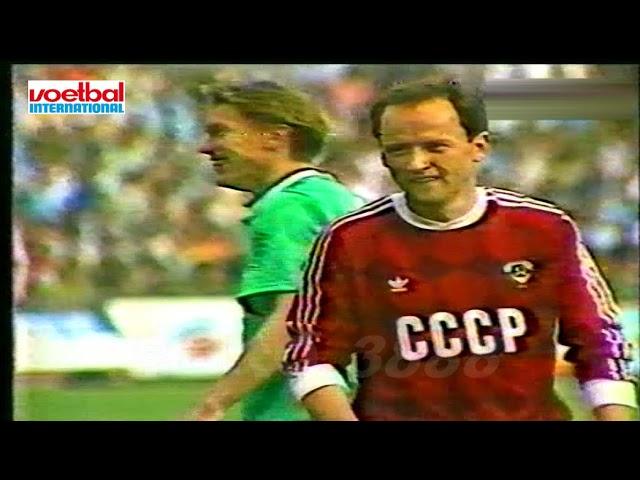 1990 USSR - World (Goal of Belanov)