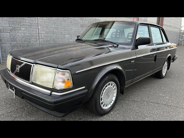 1993 Volvo 240 Sedan FOR SALE