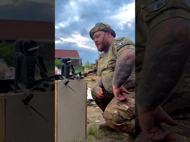 А шо, дронам також потрібен перекур  #дрон #перекур #зсу #тро