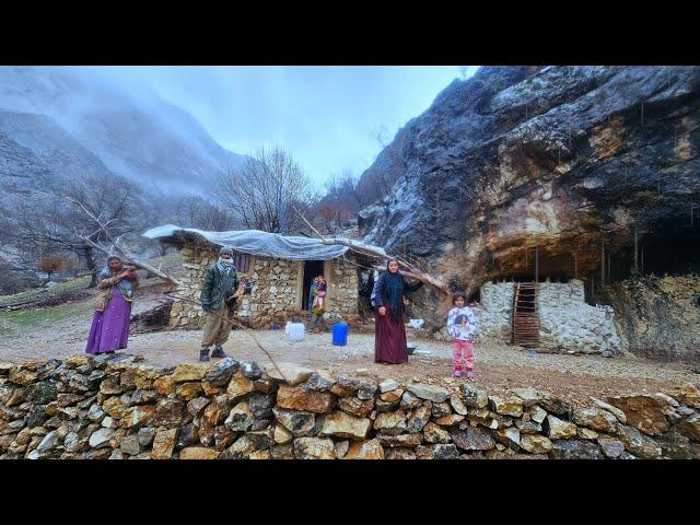 A rainy day with Iranian nomads in the mountains