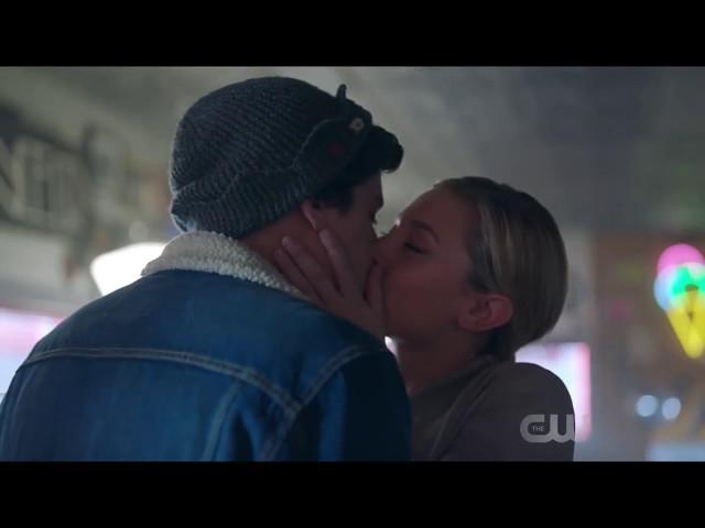 my favourite bughead moments