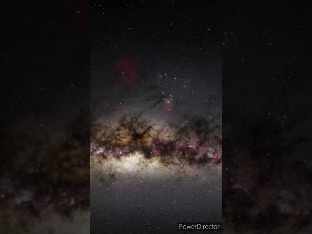 Zooming in on the Flying Saucer protoplanetary disc #shorts #astronomy #science  #CHECKDESCRIPTION