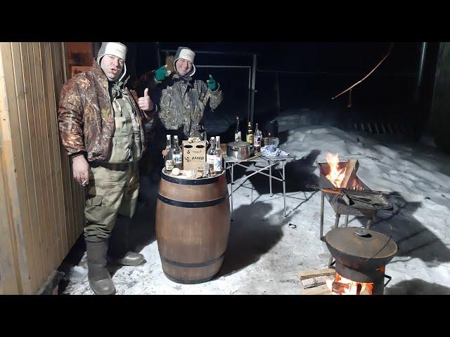 Уху делаем душевную в казане в снегопад в бункере самогонщиков.