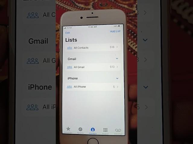 iPhone Contact List