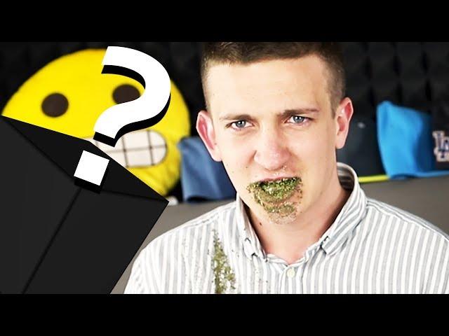 ЕДА ИЗ ЧЕРНОЙ КОРОБКИ, ТРОЛЛИНГ ОТ ФРЕДДИ И ЯРИКА - Food Box Challenge