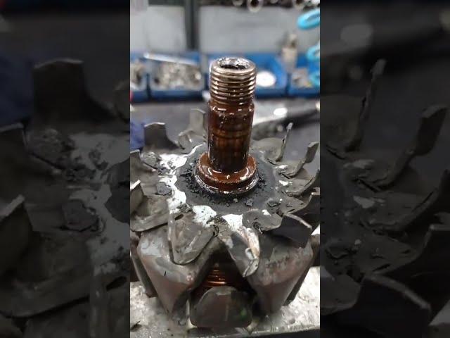 Removing the rusty bearing