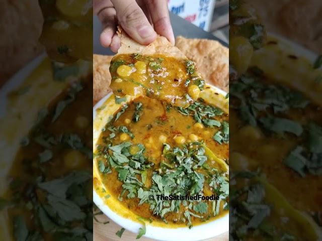 Dal Pakwan  | Sindhi Food | The Satisfied Foodie