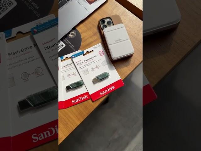 SanDisk Флеш накопитель для iPhone iXpand Flash Drive Flip 64 / 128 / 256gb 2 разъема USB3.