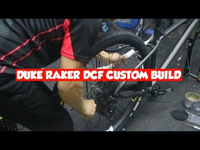 DUKERAKER DCF MTB CUSTOM BUILD