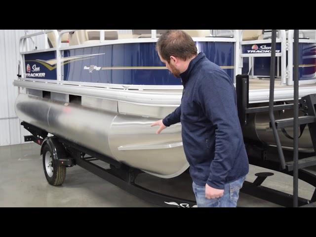 2021 Sun Tracker Bass Buggy 16 Walk-Around