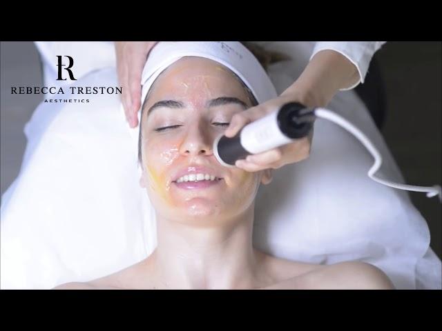 Oxygeneo Super Hydrating Facial  @ Euromed Clinic Dubai