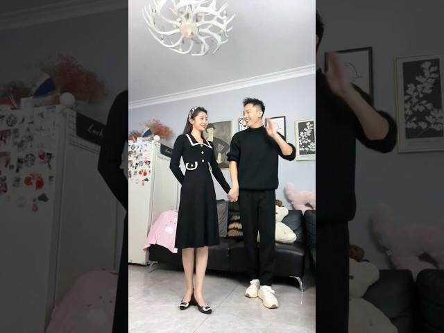 可爱小夫妻 吻别散步舞 #shorts #dance #热舞 #柴三岁#浅跳一下#เต้นรำ