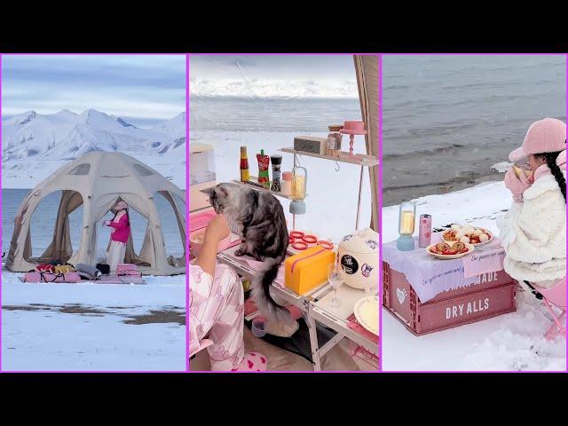 Immersive Bed Car Tram Camping | What Is It Like For Girls To Set Up Tents And Camp Overnight?