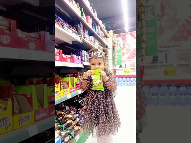 mom get me chocolate#baby#babyshorts#youtube#babyifora #usa #video #blogger #love #tiktok #ytshorts