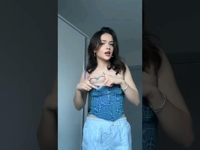 Feride Özdinç TikTok Videoları [TikTok Gezegeni]