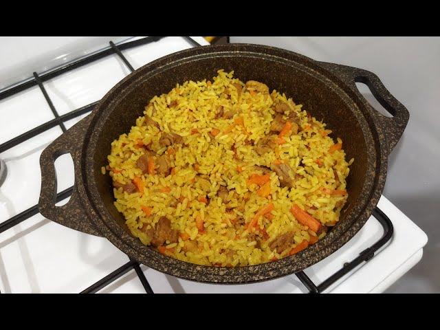 Pilaf with chicken in a saucepan, you will like it