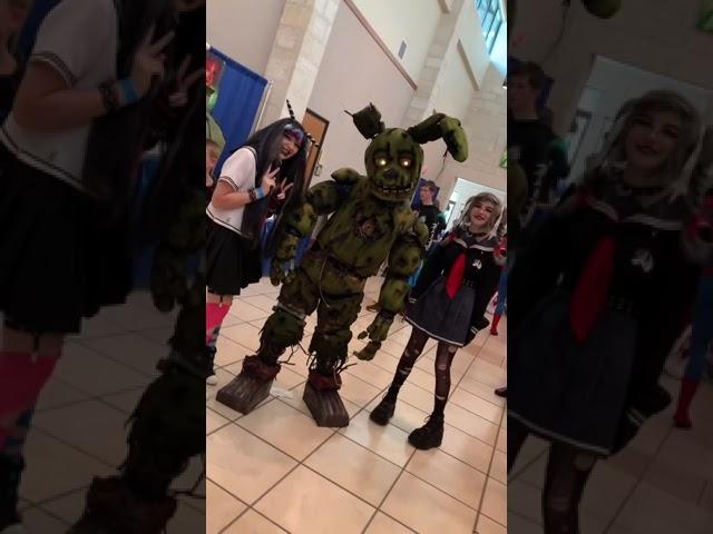 Springtrap visits a Convention!