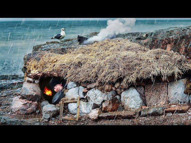 3 Day Beach Bushcraft: HEAVY RAIN & WIND - Expanding my Shelter -ASMR