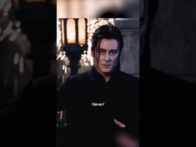Van Helsing turns into a werewolf during a full moon?#vanhelsing #shortvideo #viralvideo #shorts