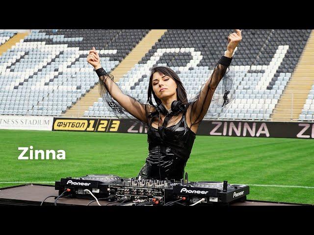 Zinna - Live @ DJanes.net 20.10.2021 / Techno DJ Mix