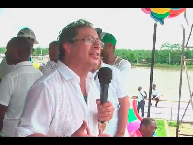 Gustavo Petro en campaña en Chocó | Noticias Caracol