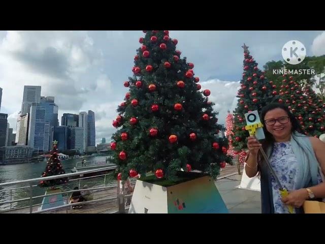 walking around at Marina bay