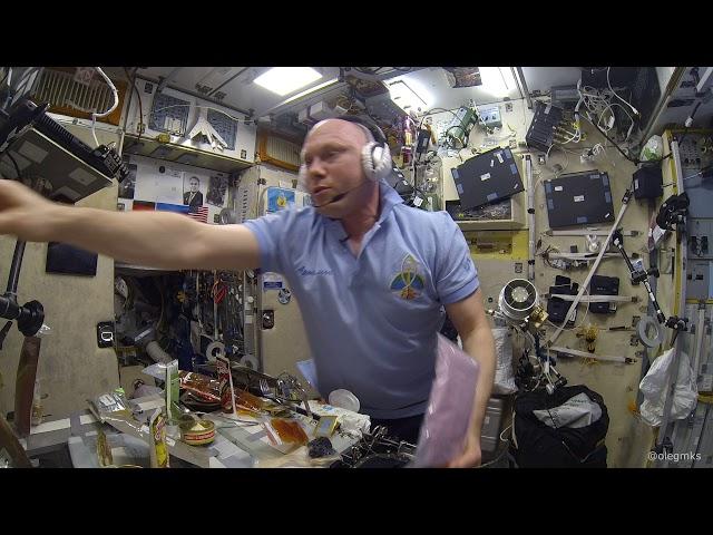 Breakfast before EVA // Space Food // (HD)