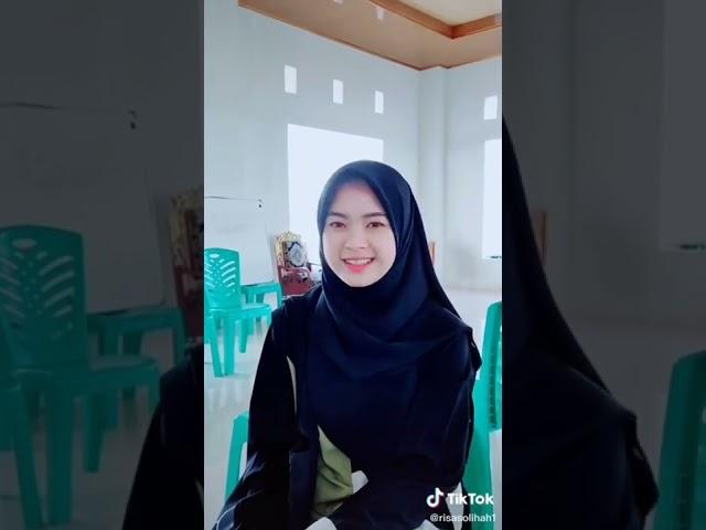 jilbab hitam jangan sampai lolos️️️